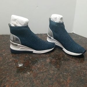 Michael Kors Women's Sneaker SZ 7.5 NWT